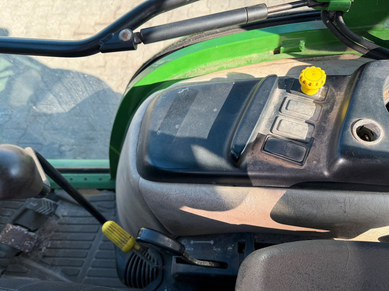 John Deere 3520 Kommunaltrak. Frontkraftheber Kuppeldreieck līzingu John Deere 3520 Kommunaltrak. Frontkraftheber Kuppeldreieck: foto 13