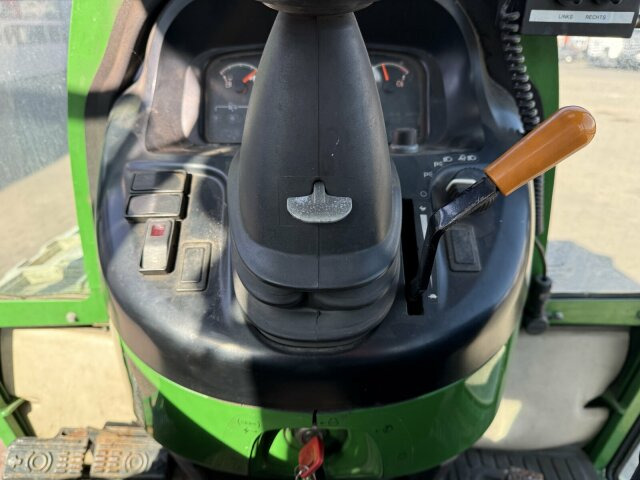 Komunālais traktors John Deere 3520 Kommunaltrak. Frontkraftheber Kuppeldreieck: foto 6