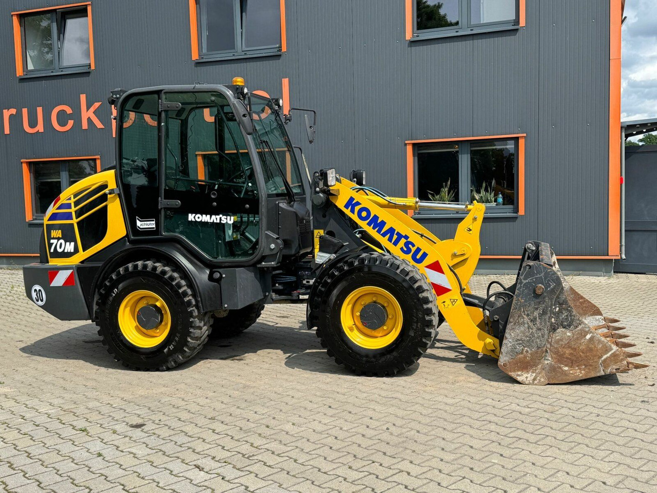 Komatsu WA 70M-8E0 Radlader 6 Ton - 731 H - 0,75m³ - Riteņu iekrāvējs: foto 4 Komatsu WA 70M-8E0 Radlader 6 Ton - 731 H - 0,75m³ - Riteņu iekrāvējs: foto 4
