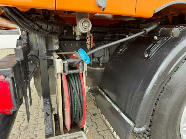 MAN 12.220 4x2 BL Kehrmaschine Viajet 5RHS - Ielu tīrīšanas mašīna: foto 5 MAN 12.220 4x2 BL Kehrmaschine Viajet 5RHS - Ielu tīrīšanas mašīna: foto 5