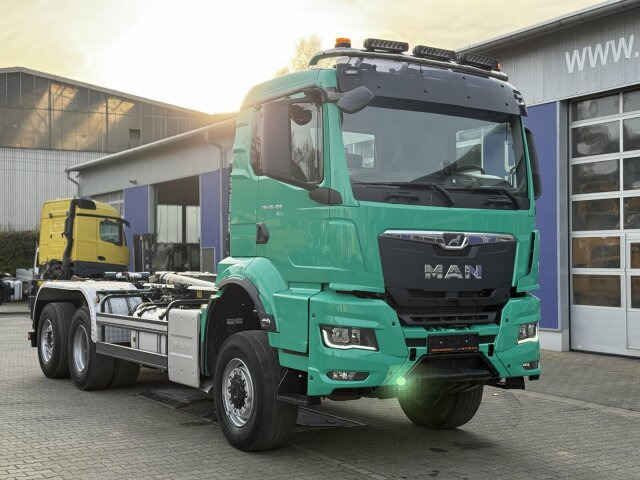 MAN 28.480 6x4 Abrollkipper Meiller Tectrum RS21.65 - Pacēlājs ar āķi: foto 1 MAN 28.480 6x4 Abrollkipper Meiller Tectrum RS21.65 - Pacēlājs ar āķi: foto 1