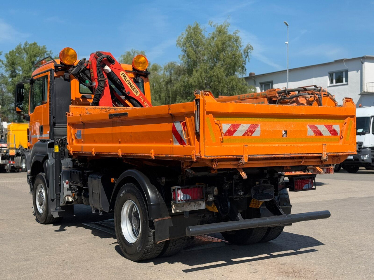 MAN TGA 18.360 4x4 Kipper Kran PALFINGER Winterd. - Kravas auto ar manipulatoru: foto 5 MAN TGA 18.360 4x4 Kipper Kran PALFINGER Winterd. - Kravas auto ar manipulatoru: foto 5
