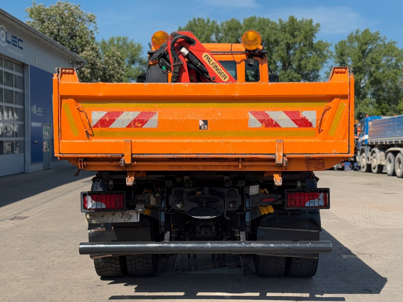 MAN TGA 18.360 4x4 Kipper Kran PALFINGER Winterd. - Kravas auto ar manipulatoru: foto 4 MAN TGA 18.360 4x4 Kipper Kran PALFINGER Winterd. - Kravas auto ar manipulatoru: foto 4