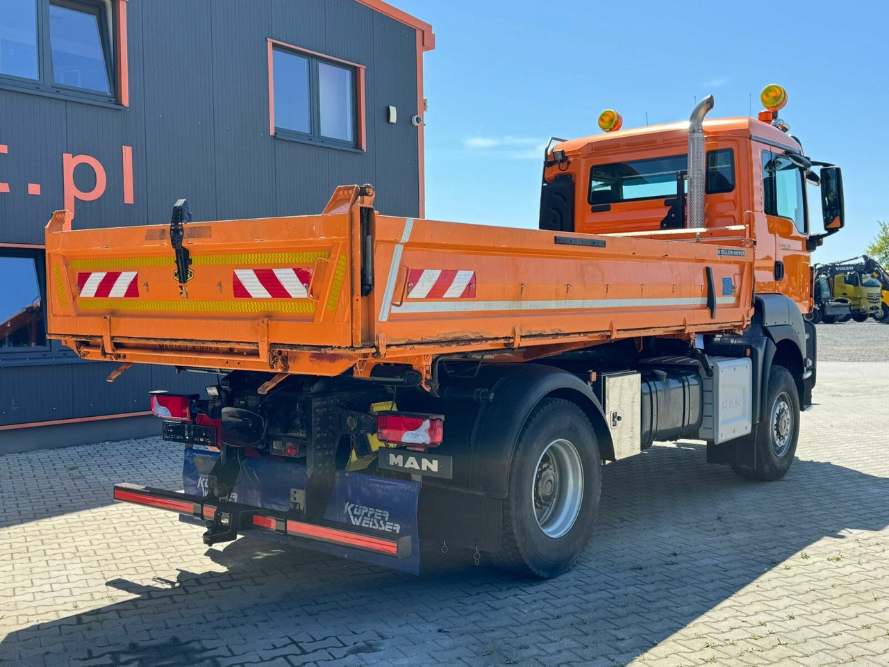MAN TGS 18.320 4x4 BL Euro 6 Kipper + Winterdienst - Kravas automašīna pašizgāzējs: foto 5 MAN TGS 18.320 4x4 BL Euro 6 Kipper + Winterdienst - Kravas automašīna pašizgāzējs: foto 5