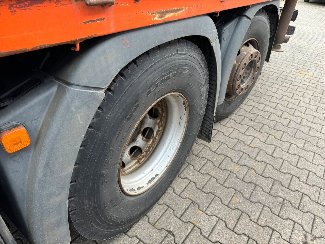 Bortu kravas automašīna/ Platforma, Kravas auto ar manipulatoru MAN TGS 26.400 6x2 Pritsche Kran Palfinger PK 18001L: foto 17