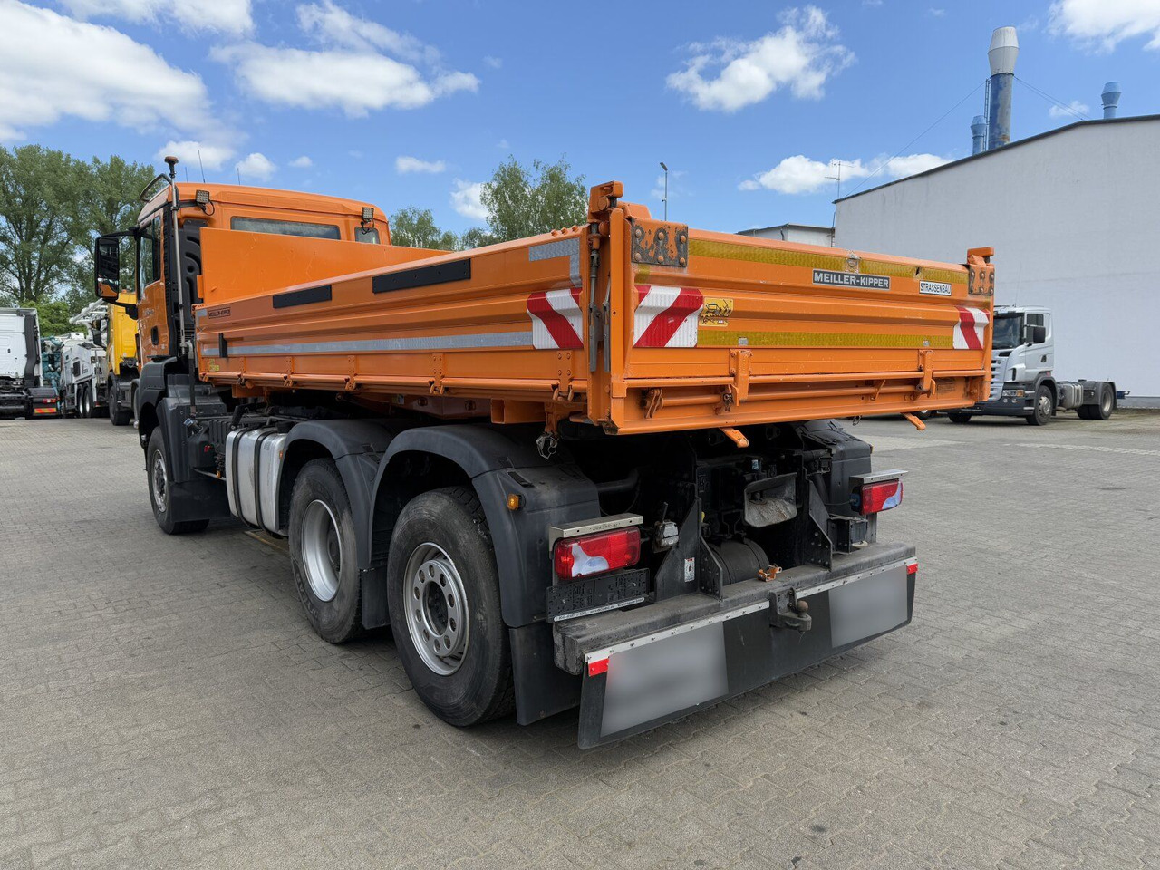 MAN TGS 28.420 6x4-4 Meiller Kipper Winterdienst - Kravas automašīna pašizgāzējs: foto 5 MAN TGS 28.420 6x4-4 Meiller Kipper Winterdienst - Kravas automašīna pašizgāzējs: foto 5