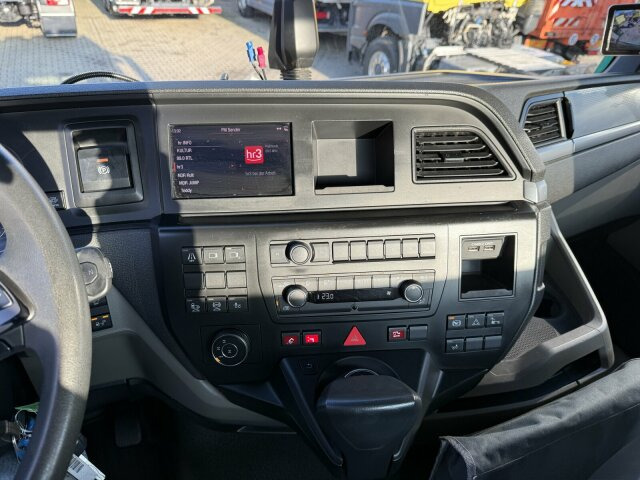 MAN TGS 28.480 6x4 Abrollkipper Meiller RS21.65 - Pacēlājs ar āķi: foto 4 MAN TGS 28.480 6x4 Abrollkipper Meiller RS21.65 - Pacēlājs ar āķi: foto 4