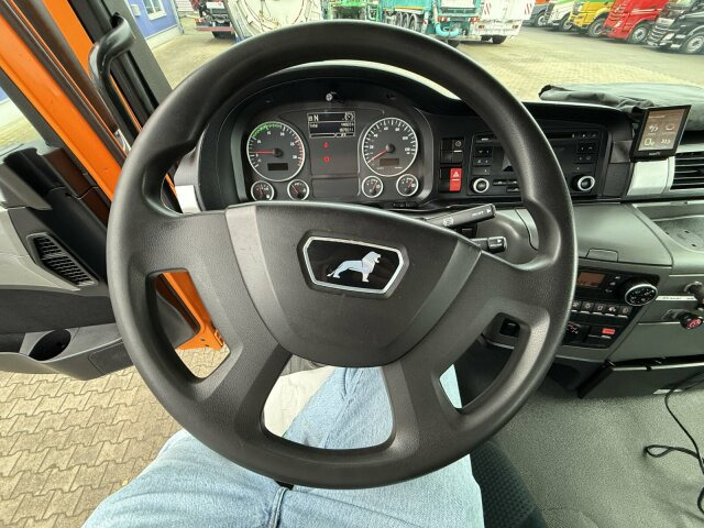 MAN TGS 33.400 6x6 MEILLER Kipper Euro 5 Winterd. - Kravas automašīna pašizgāzējs: foto 3 MAN TGS 33.400 6x6 MEILLER Kipper Euro 5 Winterd. - Kravas automašīna pašizgāzējs: foto 3