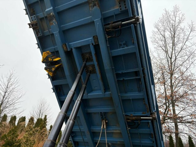 MAN TGS 35.440 DSK 8x4 Meiller Kipper Bordmatik - Kravas automašīna pašizgāzējs: foto 5 MAN TGS 35.440 DSK 8x4 Meiller Kipper Bordmatik - Kravas automašīna pašizgāzējs: foto 5