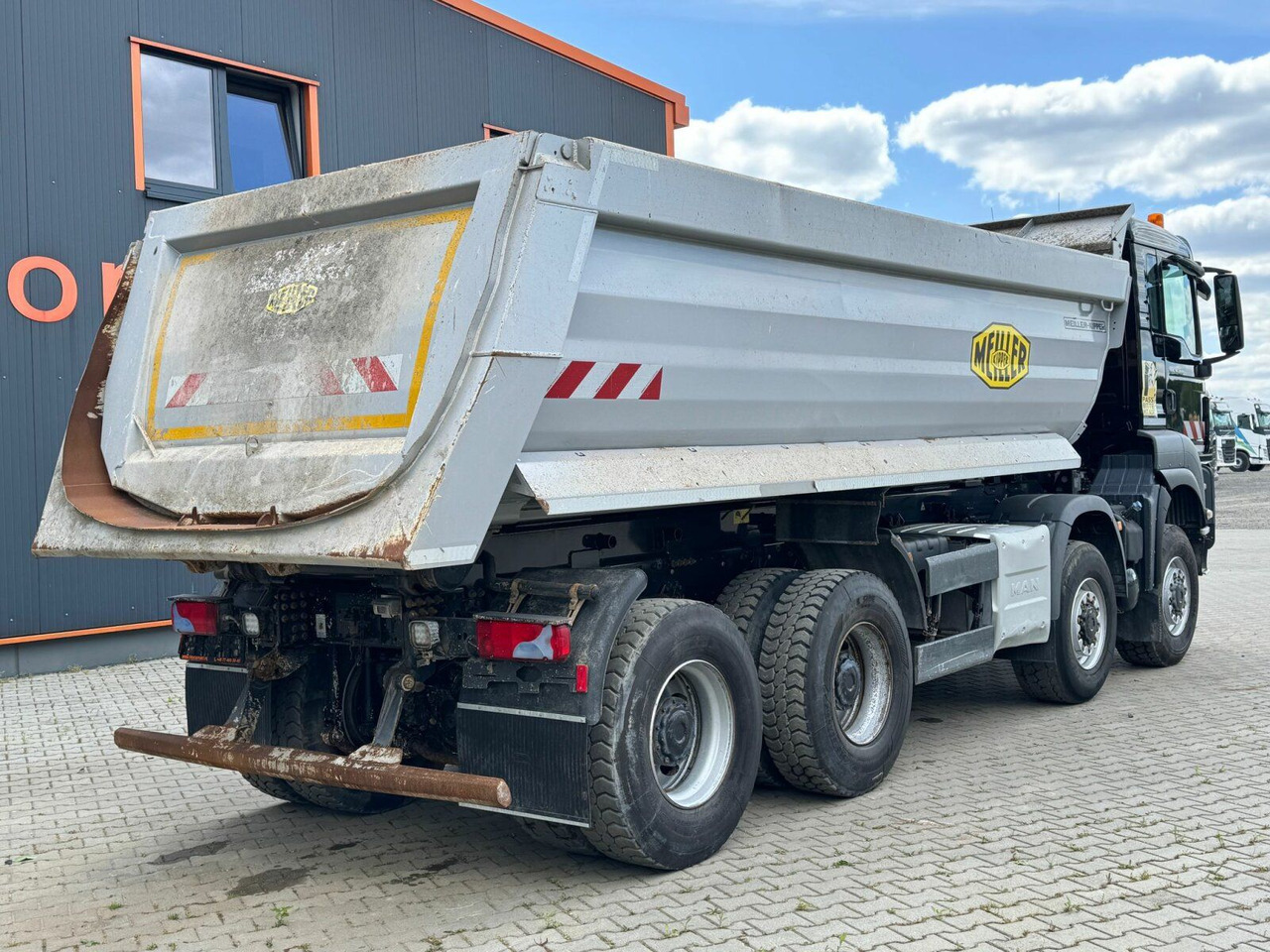 MAN TGS 35.460 8x6 BB Muldenkipper Meiller - Kravas automašīna pašizgāzējs: foto 5 MAN TGS 35.460 8x6 BB Muldenkipper Meiller - Kravas automašīna pašizgāzējs: foto 5