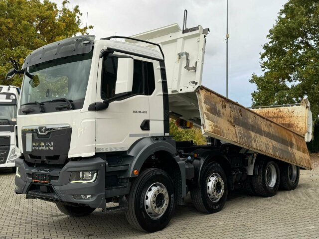 MAN TGS 35.470 8x4 BB Euro6 Meiller Kipper Bordmatik - Kravas automašīna pašizgāzējs: foto 4 MAN TGS 35.470 8x4 BB Euro6 Meiller Kipper Bordmatik - Kravas automašīna pašizgāzējs: foto 4