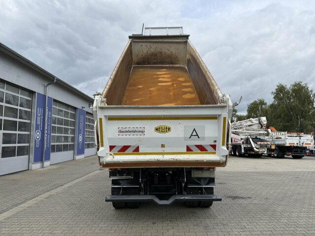 Mercedes-Benz 4145 8x8 Meiler Dreiseitenkipper Bordmatik - Kravas automašīna pašizgāzējs: foto 2 Mercedes-Benz 4145 8x8 Meiler Dreiseitenkipper Bordmatik - Kravas automašīna pašizgāzējs: foto 2