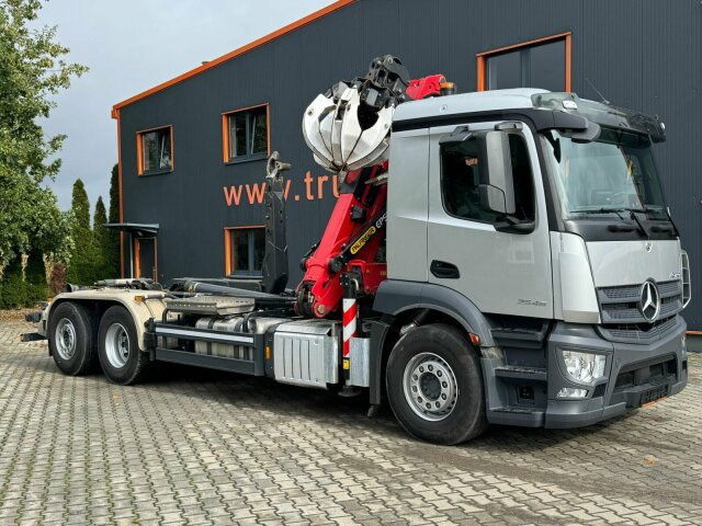 Mercedes-Benz ACTROS 2546 6x2 Abrollkip Kran Palfinger Q150Z95 - Pacēlājs ar āķi, Kravas auto ar manipulatoru: foto 1 Mercedes-Benz ACTROS 2546 6x2 Abrollkip Kran Palfinger Q150Z95 - Pacēlājs ar āķi, Kravas auto ar manipulatoru: foto 1
