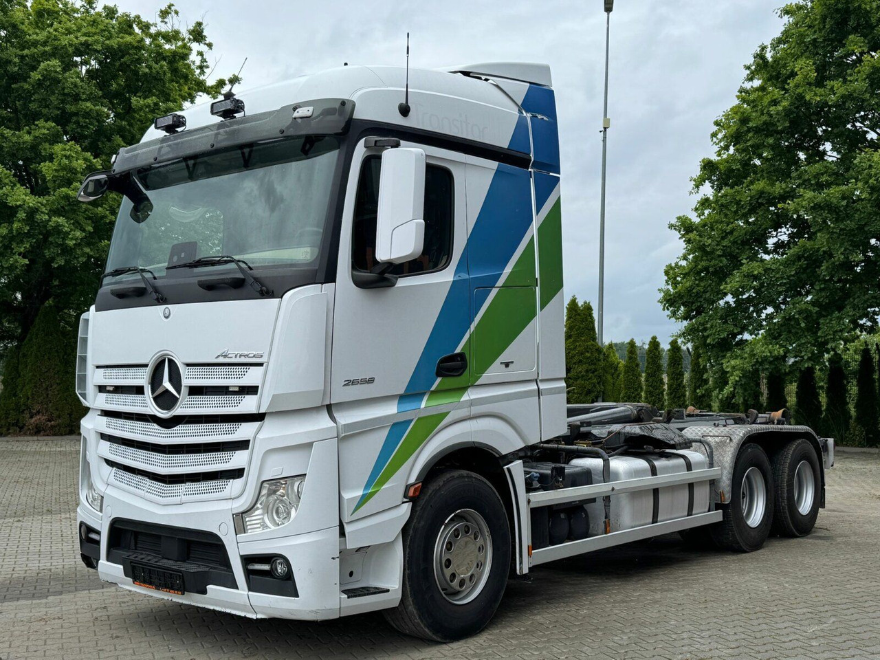 Mercedes-Benz ACTROS 2658 6x2 Abrollkipper MEILLER RK 26.67K - Pacēlājs ar āķi: foto 2 Mercedes-Benz ACTROS 2658 6x2 Abrollkipper MEILLER RK 26.67K - Pacēlājs ar āķi: foto 2