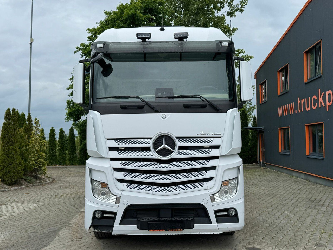 Mercedes-Benz ACTROS 2658 6x2 Abrollkipper MEILLER RK 26.67K - Pacēlājs ar āķi: foto 3 Mercedes-Benz ACTROS 2658 6x2 Abrollkipper MEILLER RK 26.67K - Pacēlājs ar āķi: foto 3