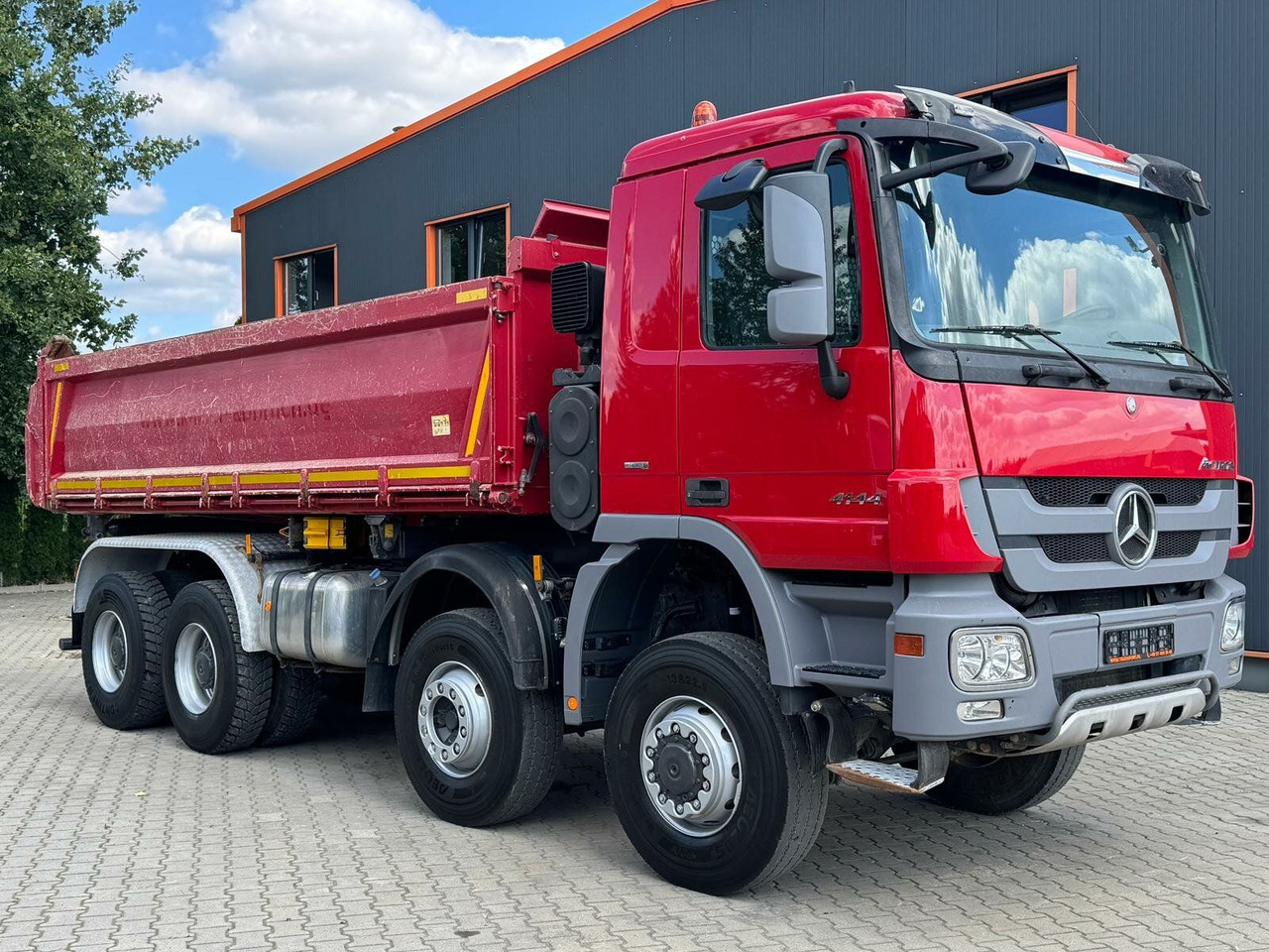 Mercedes-Benz ACTROS 4144 8x6 EURO5 Kipper mit Bordmatik - Kravas automašīna pašizgāzējs: foto 2 Mercedes-Benz ACTROS 4144 8x6 EURO5 Kipper mit Bordmatik - Kravas automašīna pašizgāzējs: foto 2