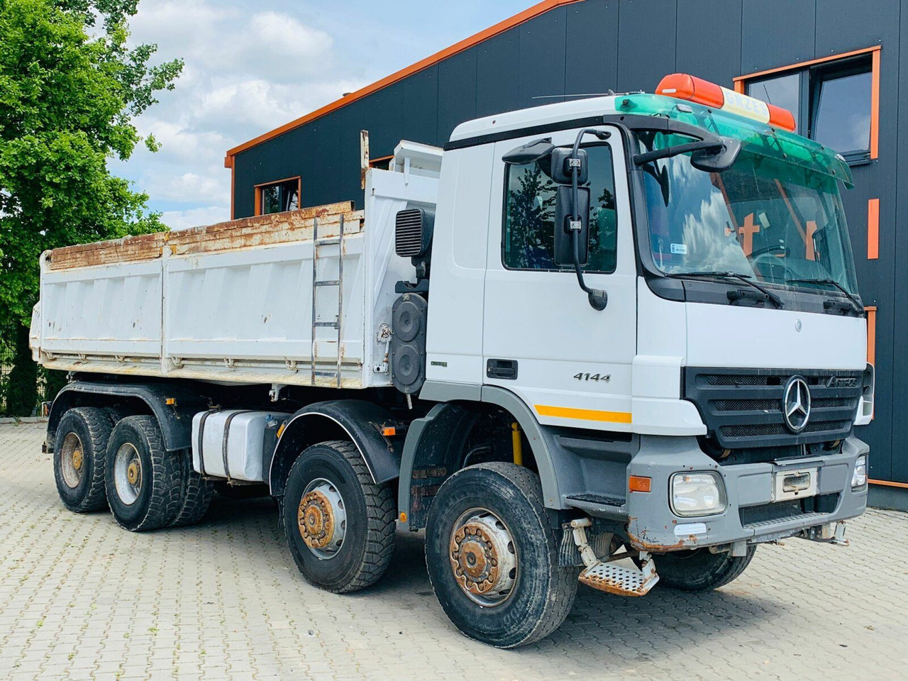 Mercedes-Benz ACTROS 4144 8x8 EURO4 DSK Meiller - Kravas automašīna pašizgāzējs: foto 1 Mercedes-Benz ACTROS 4144 8x8 EURO4 DSK Meiller - Kravas automašīna pašizgāzējs: foto 1