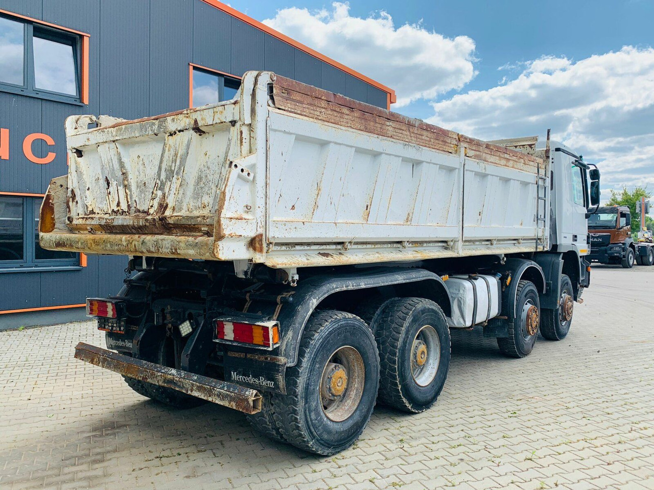 Mercedes-Benz ACTROS 4144 8x8 EURO4 DSK Meiller - Kravas automašīna pašizgāzējs: foto 3 Mercedes-Benz ACTROS 4144 8x8 EURO4 DSK Meiller - Kravas automašīna pašizgāzējs: foto 3