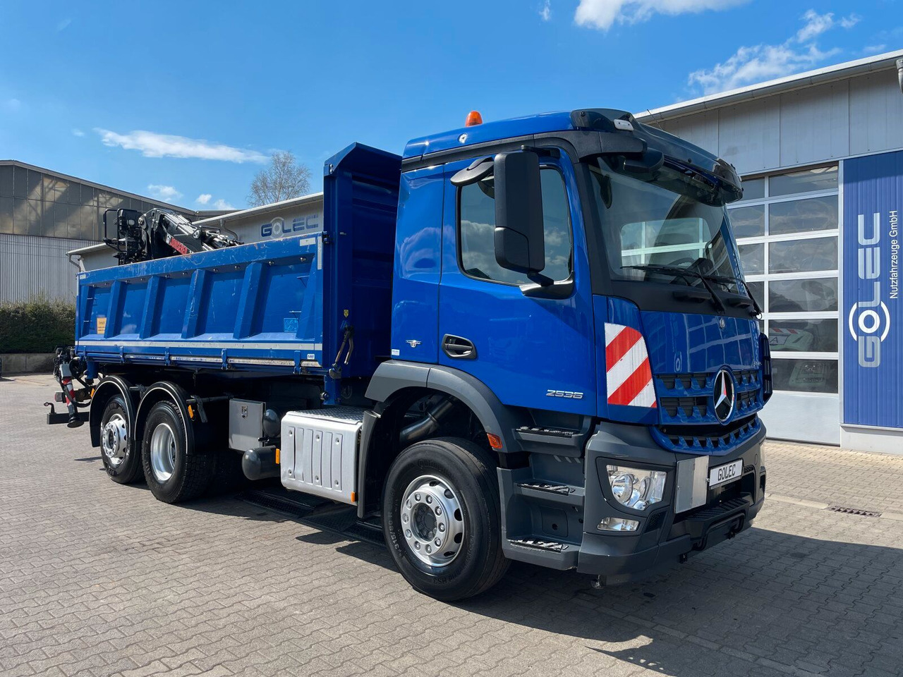 Mercedes-Benz AROCS 2536 6x2*4 Kipper Kran HIAB - Kravas automašīna pašizgāzējs, Kravas auto ar manipulatoru: foto 1 Mercedes-Benz AROCS 2536 6x2*4 Kipper Kran HIAB - Kravas automašīna pašizgāzējs, Kravas auto ar manipulatoru: foto 1