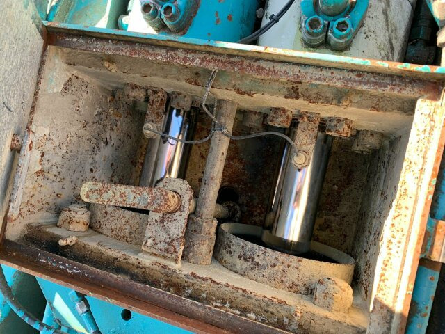 Mercedes-Benz AROCS 2636 6x4 Euro 6 Betonpumpe SERMAC 4Z36 - Betona sūknis: foto 5 Mercedes-Benz AROCS 2636 6x4 Euro 6 Betonpumpe SERMAC 4Z36 - Betona sūknis: foto 5