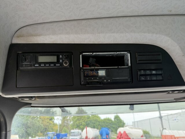 Mercedes-Benz AROCS 4145 8x8 Meiller Muldenkipper - Kravas automašīna pašizgāzējs: foto 5 Mercedes-Benz AROCS 4145 8x8 Meiller Muldenkipper - Kravas automašīna pašizgāzējs: foto 5