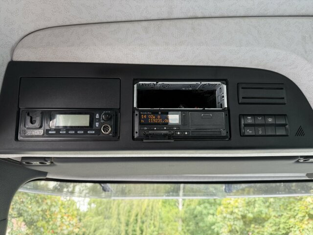 Mercedes-Benz AROCS 4145 8x8 Meiller Muldenkipper - Kravas automašīna pašizgāzējs: foto 5 Mercedes-Benz AROCS 4145 8x8 Meiller Muldenkipper - Kravas automašīna pašizgāzējs: foto 5