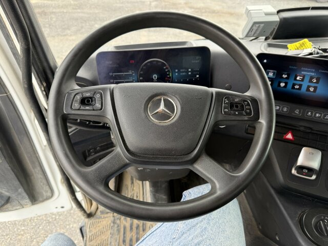 Mercedes-Benz AROCS 4145 8x8 Meiller Muldenkipper - Kravas automašīna pašizgāzējs: foto 2 Mercedes-Benz AROCS 4145 8x8 Meiller Muldenkipper - Kravas automašīna pašizgāzējs: foto 2