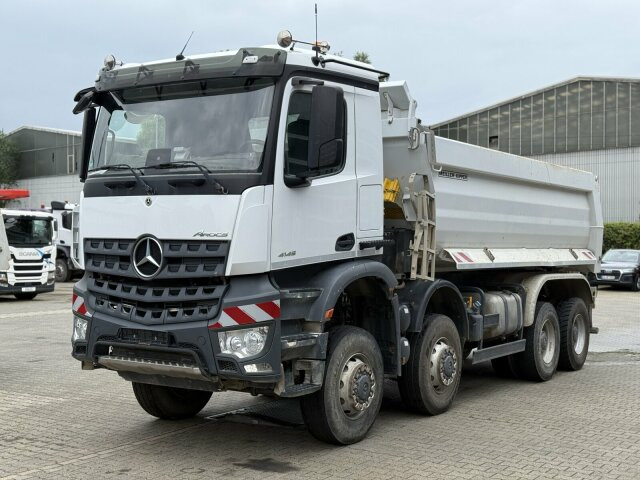 Mercedes-Benz AROCS 4145 8x8 Meiller Muldenkipper - Kravas automašīna pašizgāzējs: foto 3 Mercedes-Benz AROCS 4145 8x8 Meiller Muldenkipper - Kravas automašīna pašizgāzējs: foto 3