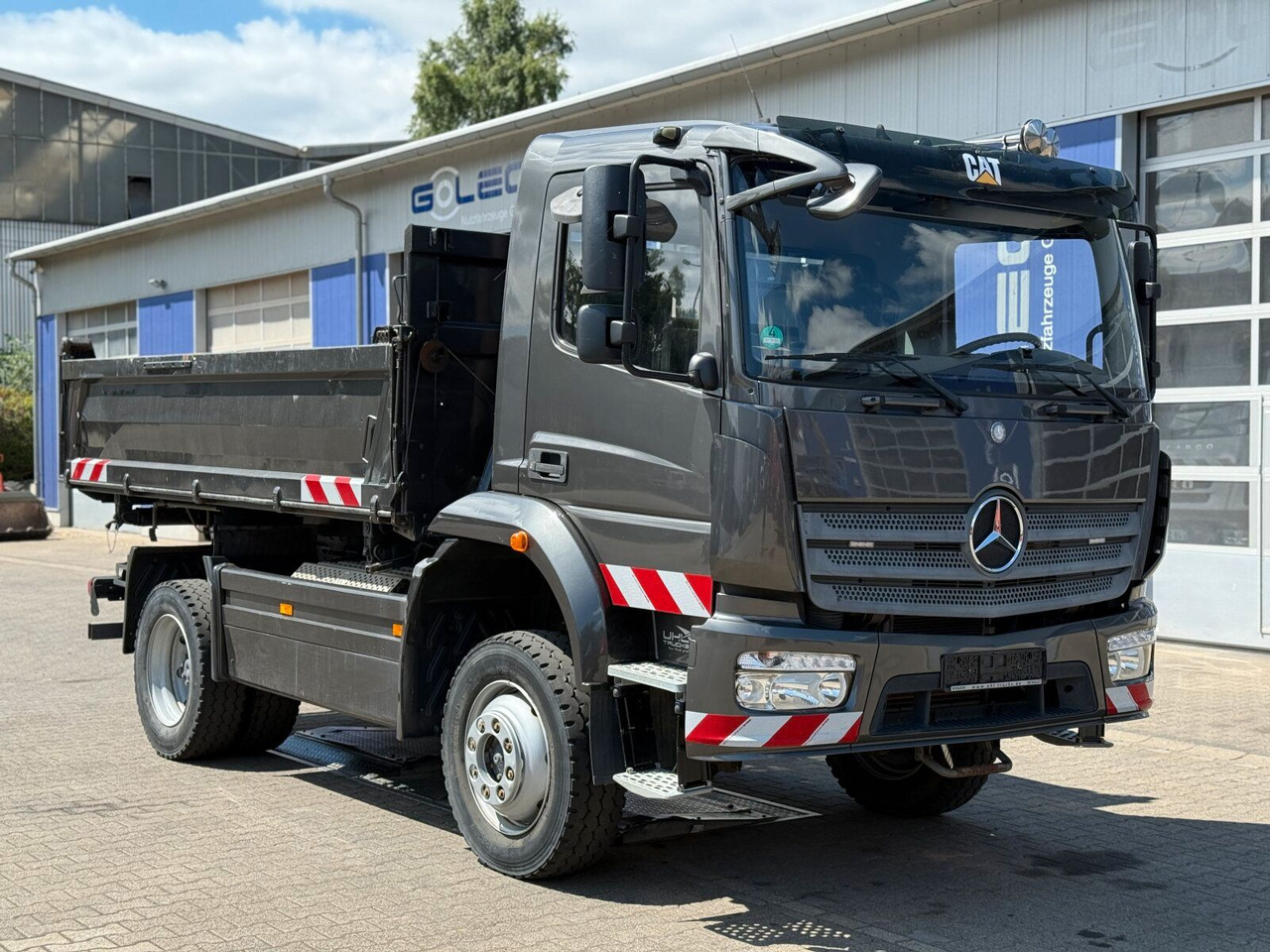 Mercedes-Benz ATEGO 1530 4x4 Euro 6 Meiller Kipper - Kravas automašīna pašizgāzējs: foto 1 Mercedes-Benz ATEGO 1530 4x4 Euro 6 Meiller Kipper - Kravas automašīna pašizgāzējs: foto 1