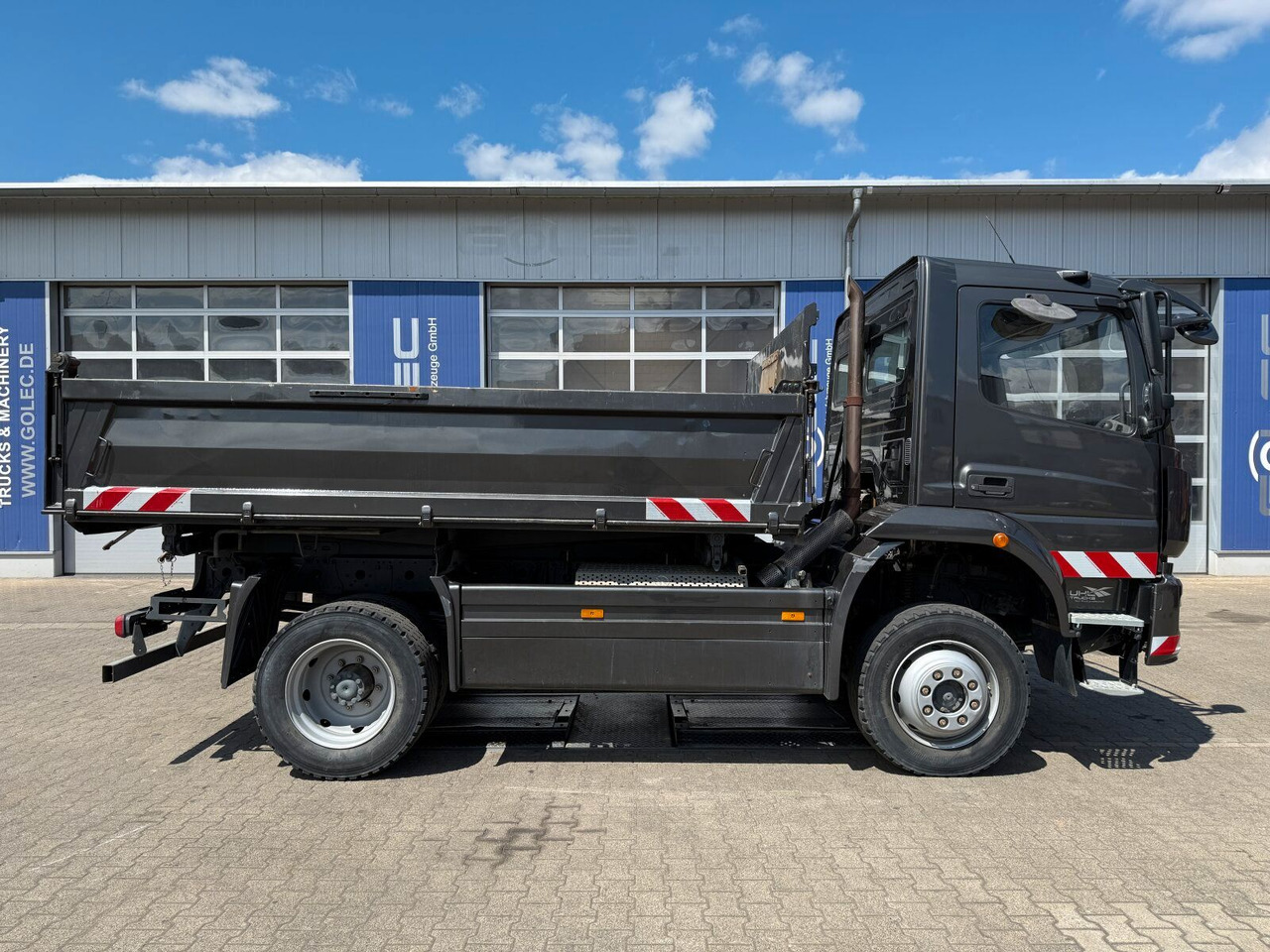 Mercedes-Benz ATEGO 1530 4x4 Euro 6 Meiller Kipper - Kravas automašīna pašizgāzējs: foto 3 Mercedes-Benz ATEGO 1530 4x4 Euro 6 Meiller Kipper - Kravas automašīna pašizgāzējs: foto 3