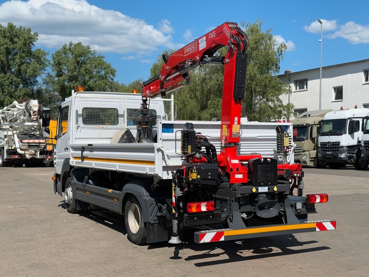 Kravas auto ar manipulatoru Mercedes-Benz ATEGO 818 4x2 Euro 6 Kipper Kran FASSI F65B.0.22: foto 9