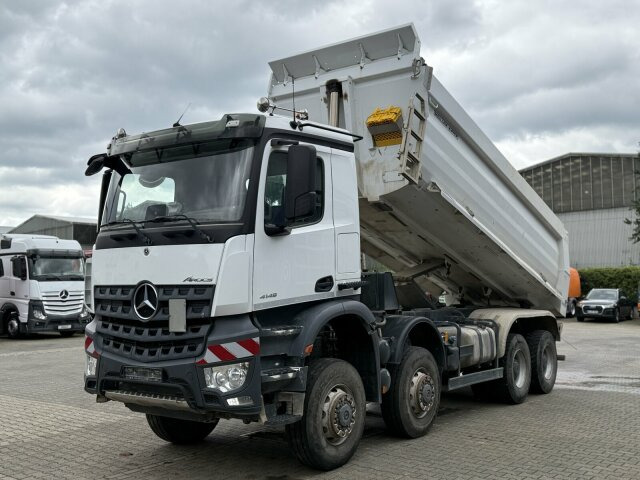 Mercedes-Benz Arocs 4145 8x8 Muldenkipper MEILLER - Kravas automašīna pašizgāzējs: foto 4 Mercedes-Benz Arocs 4145 8x8 Muldenkipper MEILLER - Kravas automašīna pašizgāzējs: foto 4