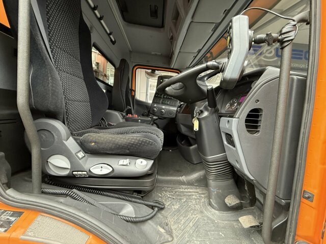 Ielu tīrīšanas mašīna Mercedes-Benz Atego Kehrmaschine BUCHER CITYFANT 5000: foto 13