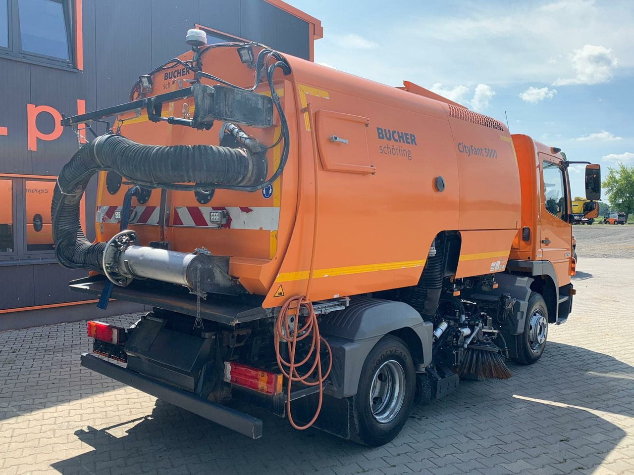 Mercedes-Benz Atego Kehrmaschine BUCHER CITYFANT 5000 - Ielu tīrīšanas mašīna: foto 3 Mercedes-Benz Atego Kehrmaschine BUCHER CITYFANT 5000 - Ielu tīrīšanas mašīna: foto 3