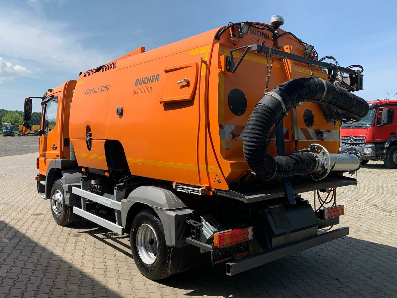 Mercedes-Benz Atego Kehrmaschine BUCHER CITYFANT 5000 - Ielu tīrīšanas mašīna: foto 5 Mercedes-Benz Atego Kehrmaschine BUCHER CITYFANT 5000 - Ielu tīrīšanas mašīna: foto 5
