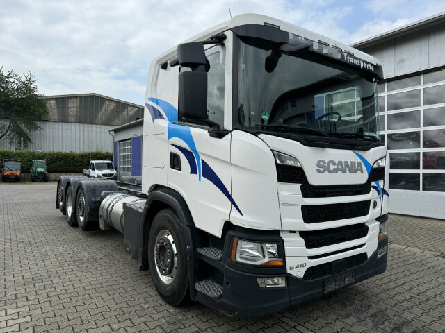 Scania G 410 B8x2*6 NB LNG Fahrgestell Nebenantrieb - Šasija kravas automašīna, Kravas auto ar manipulatoru: foto 1 Scania G 410 B8x2*6 NB LNG Fahrgestell Nebenantrieb - Šasija kravas automašīna, Kravas auto ar manipulatoru: foto 1