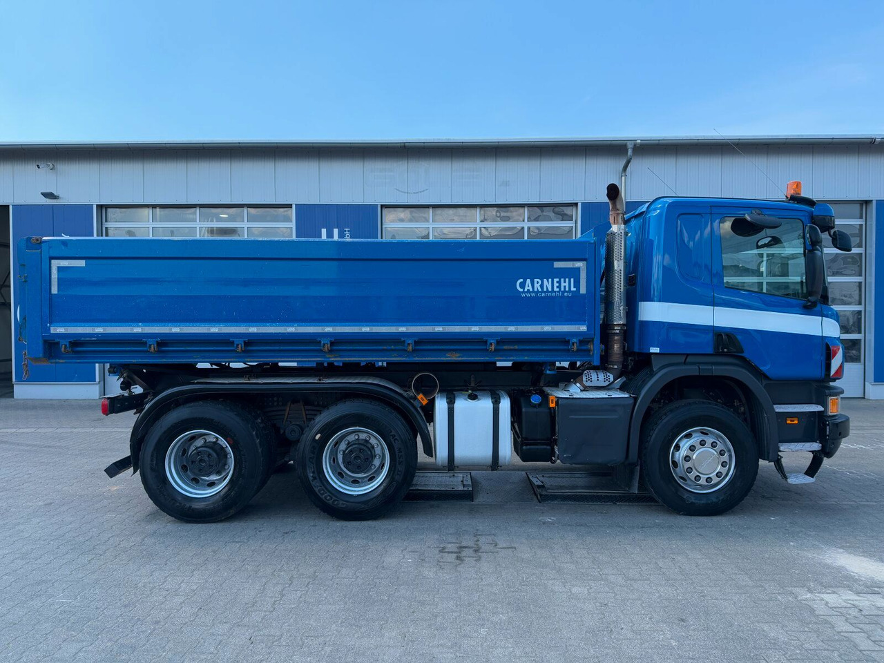 Scania P 450 6x4 Dreiseitenkipper DAUTEL - Kravas automašīna pašizgāzējs: foto 3 Scania P 450 6x4 Dreiseitenkipper DAUTEL - Kravas automašīna pašizgāzējs: foto 3
