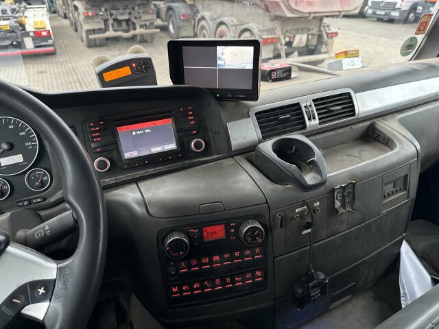 MAN TGS 26.440 Zugmaschine + Atlas Kran 5 Ausschube - Vilcējs: foto 4 MAN TGS 26.440 Zugmaschine + Atlas Kran 5 Ausschube - Vilcējs: foto 4