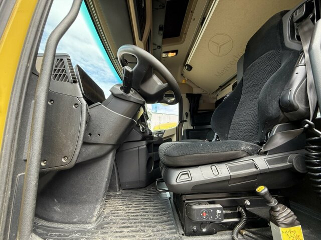 Mercedes-Benz ACTROS 1846 4x4 HAD Eur 6 Kipphydraulik Retarder - Vilcējs: foto 2 Mercedes-Benz ACTROS 1846 4x4 HAD Eur 6 Kipphydraulik Retarder - Vilcējs: foto 2