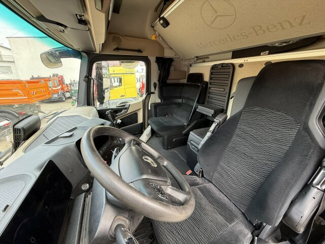 Mercedes-Benz ACTROS 1846 4x4 HAD Eur 6 Kipphydraulik Retarder - Vilcējs: foto 4 Mercedes-Benz ACTROS 1846 4x4 HAD Eur 6 Kipphydraulik Retarder - Vilcējs: foto 4