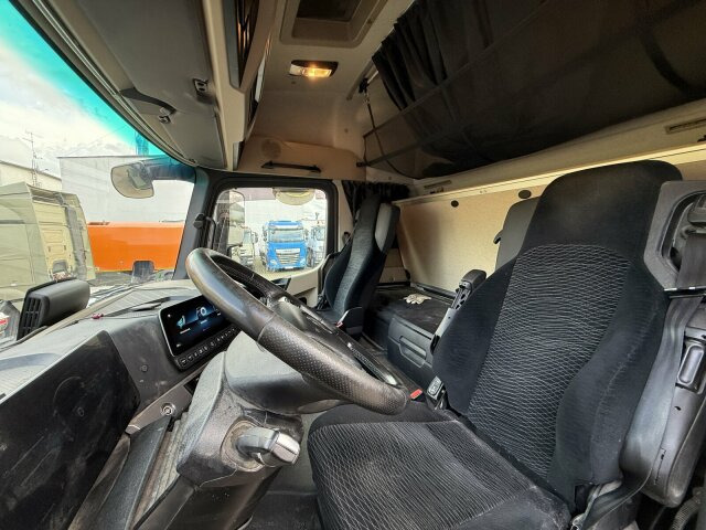 Vilcējs Mercedes-Benz ACTROS 1846 4x4 HAD Euro 6 Kipphydraulik: foto 14 Vilcējs Mercedes-Benz ACTROS 1846 4x4 HAD Euro 6 Kipphydraulik: foto 14