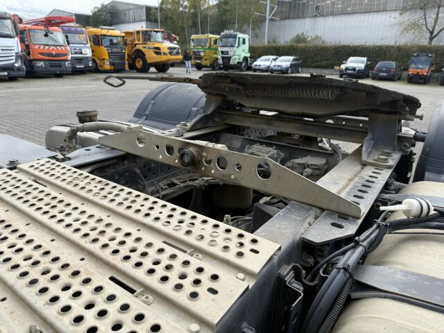 Vilcējs Mercedes-Benz ACTROS 1846 4x4 HAD Euro 6 Kipphydraulik: foto 7 Vilcējs Mercedes-Benz ACTROS 1846 4x4 HAD Euro 6 Kipphydraulik: foto 7