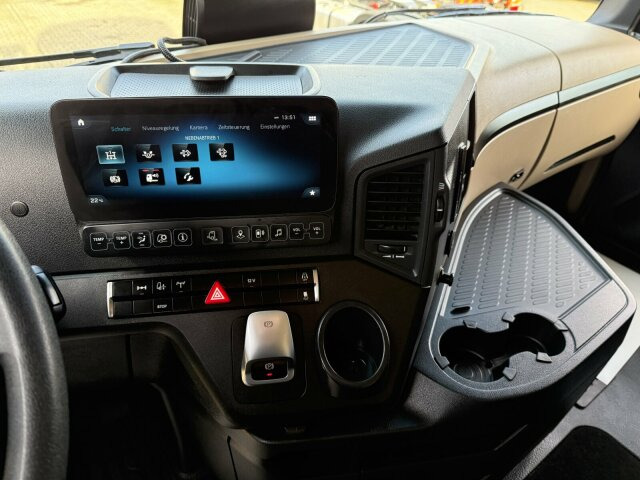 Mercedes-Benz ACTROS 1846 4x4 HAD Euro 6 Kipphydraulik - Vilcējs: foto 3 Mercedes-Benz ACTROS 1846 4x4 HAD Euro 6 Kipphydraulik - Vilcējs: foto 3