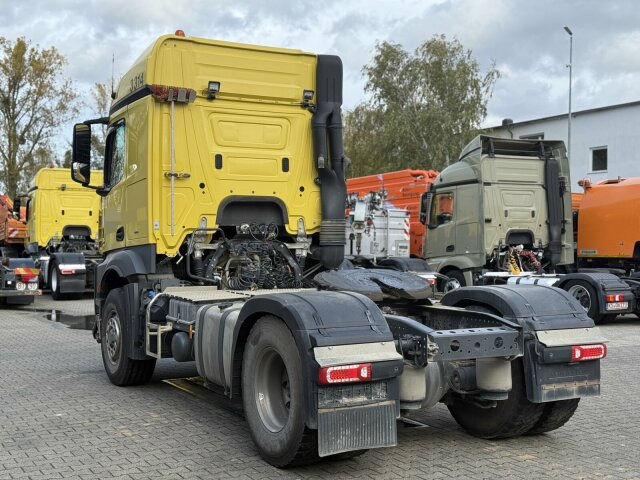 Vilcējs Mercedes-Benz ACTROS 1846 4x4 HAD Euro 6 Kipphydraulik: foto 11 Vilcējs Mercedes-Benz ACTROS 1846 4x4 HAD Euro 6 Kipphydraulik: foto 11