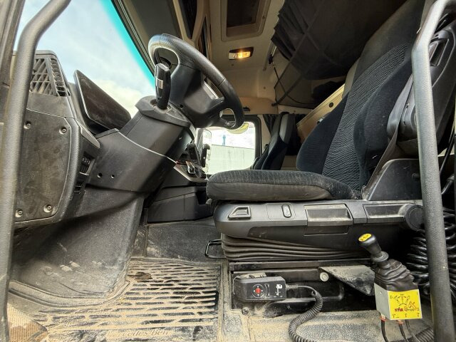 Vilcējs Mercedes-Benz ACTROS 1846 4x4 HAD Euro 6 Kipphydraulik: foto 13 Vilcējs Mercedes-Benz ACTROS 1846 4x4 HAD Euro 6 Kipphydraulik: foto 13