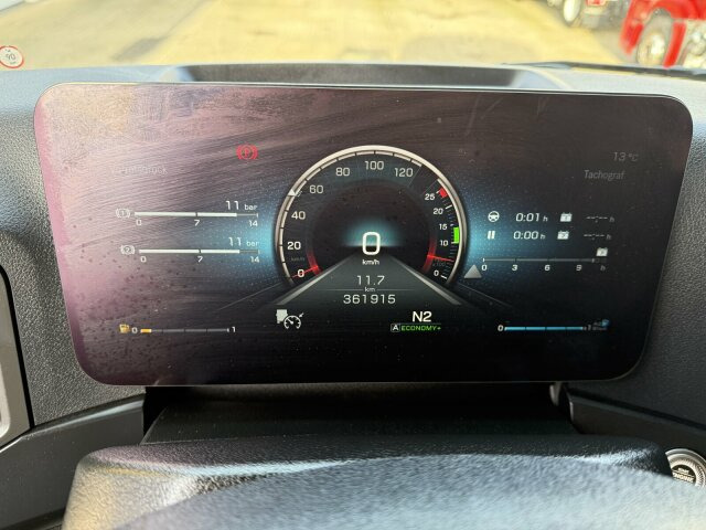 Mercedes-Benz ACTROS 1846 4x4 HAD Euro 6 Kipphydraulik - Vilcējs: foto 2 Mercedes-Benz ACTROS 1846 4x4 HAD Euro 6 Kipphydraulik - Vilcējs: foto 2