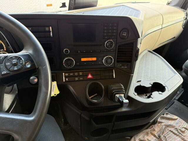 Mercedes-Benz Actros 1845 SZM 4x2 Retarder Kipph. - Vilcējs: foto 2 Mercedes-Benz Actros 1845 SZM 4x2 Retarder Kipph. - Vilcējs: foto 2