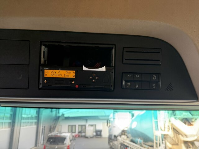 Mercedes-Benz Actros 1845 SZM 4x2 Retarder Kipph. - Vilcējs: foto 3 Mercedes-Benz Actros 1845 SZM 4x2 Retarder Kipph. - Vilcējs: foto 3