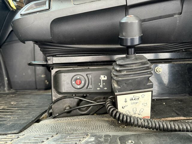 Mercedes-Benz Actros 1845 SZM 4x2 Retarder Kipph. - Vilcējs: foto 4 Mercedes-Benz Actros 1845 SZM 4x2 Retarder Kipph. - Vilcējs: foto 4