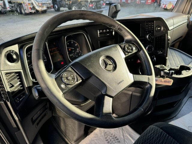 Mercedes-Benz Actros 1845 SZM 4x2 Streamspace *Retarder - Vilcējs: foto 3 Mercedes-Benz Actros 1845 SZM 4x2 Streamspace *Retarder - Vilcējs: foto 3